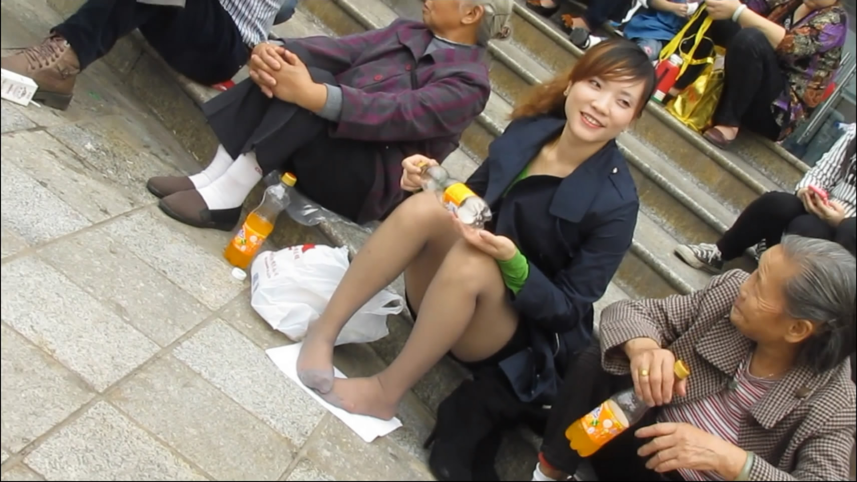 streetsnapnylon[00 01 38][20181202 232722 0]
